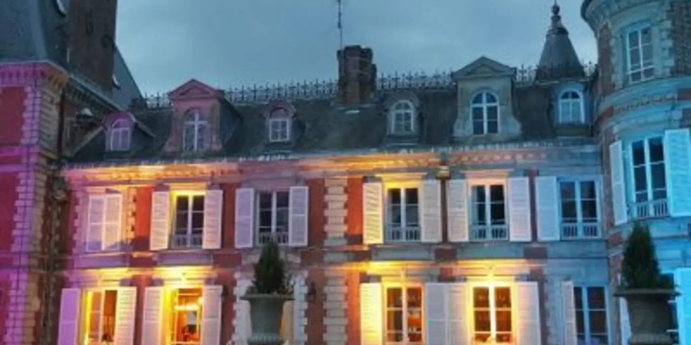 Domaine Du Chateau De La Plumasserie, Seine-et-Marne, 100 couchages